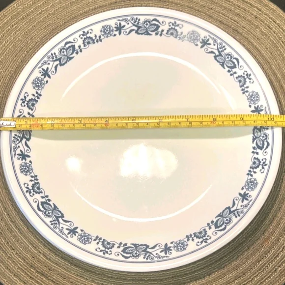 3 Corelle Old Town Blue 10.25" Dinner Plates. Vintage - Picture 2 of 4